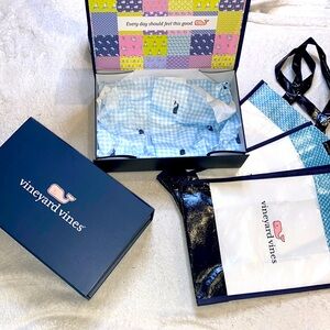 Vineyard Vines empty packaging bundle: 2 gift boxes, 3 gift bags
